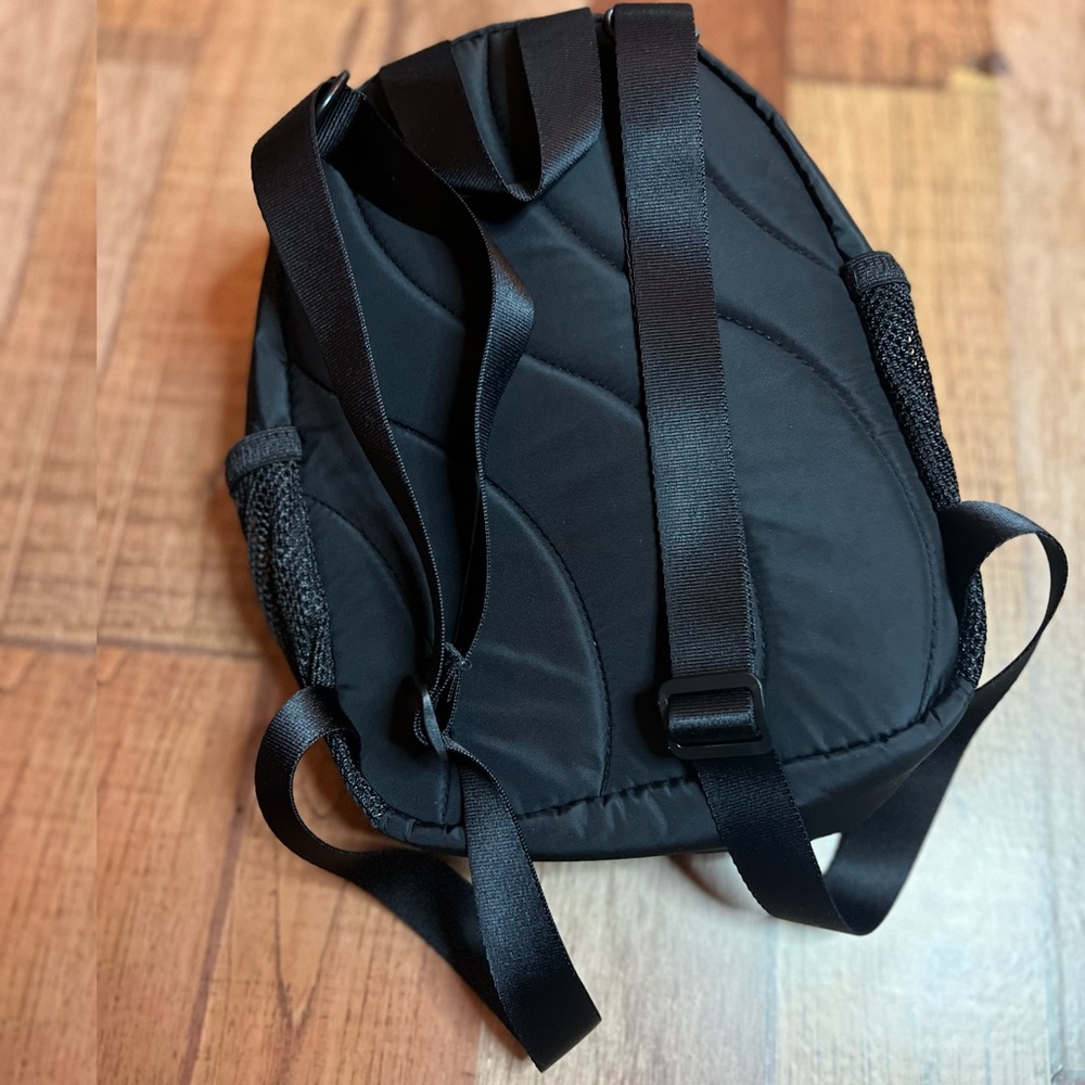 Adidas Linear Mini Backpack - Picture 2 of 5